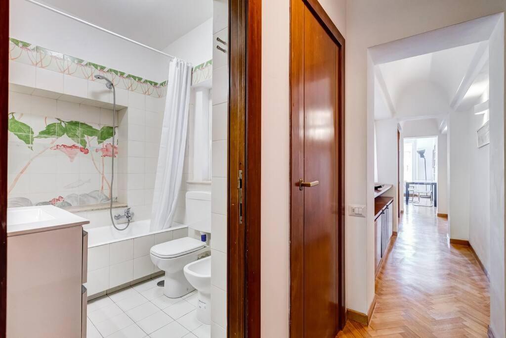 Luminous Apartment Few Steps From Piazza Navona المظهر الخارجي الصورة
